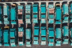 Profesjonalny transport odpadów przemysłowych realizowany przez wykwalifikowany zespół kierowców zgodnie z wymogami BDO